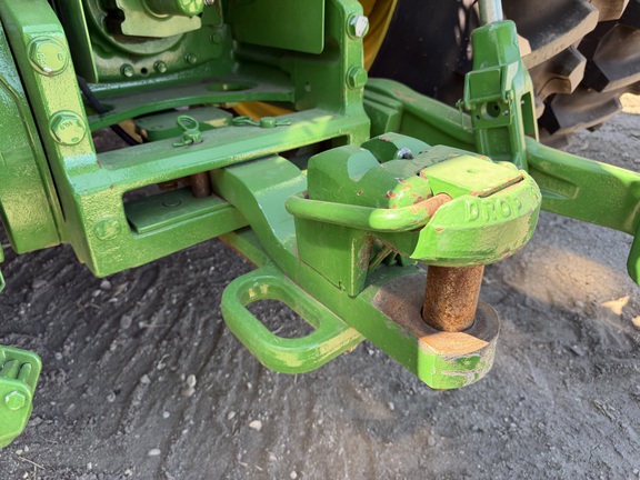 2025 John Deere 8R 340 - Photo29