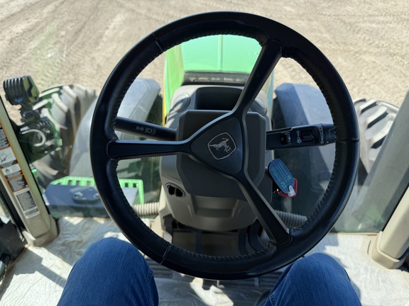 2025 John Deere 8R 340 - Photo31