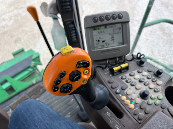 2009 John-Deere 9770 STS