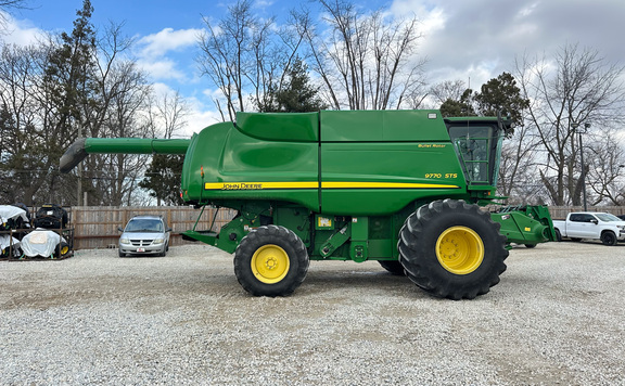 2009 John-Deere 9770 STS