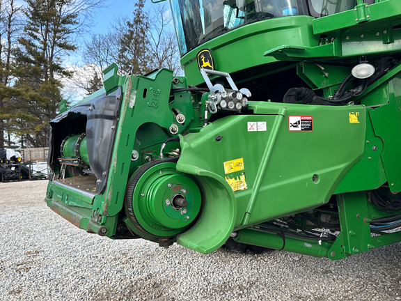 2009 John-Deere 9770 STS