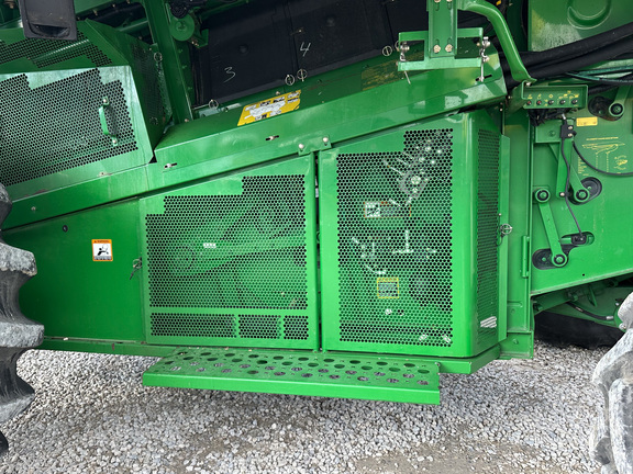 2009 John-Deere 9770 STS