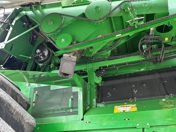 2009 John-Deere 9770 STS