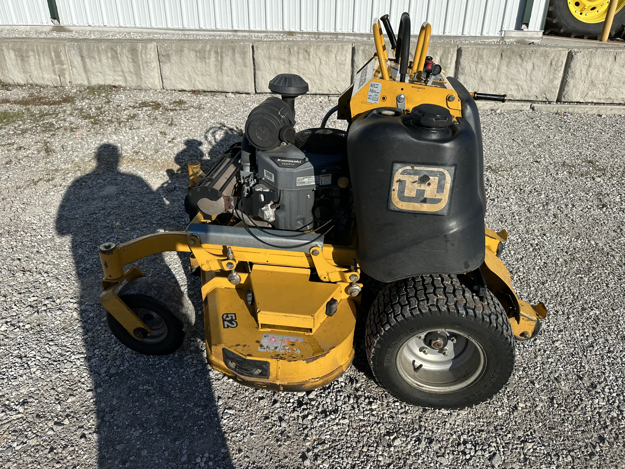  2014 Hustler Super S 52 at Heritage Tractor in Joplin, MO