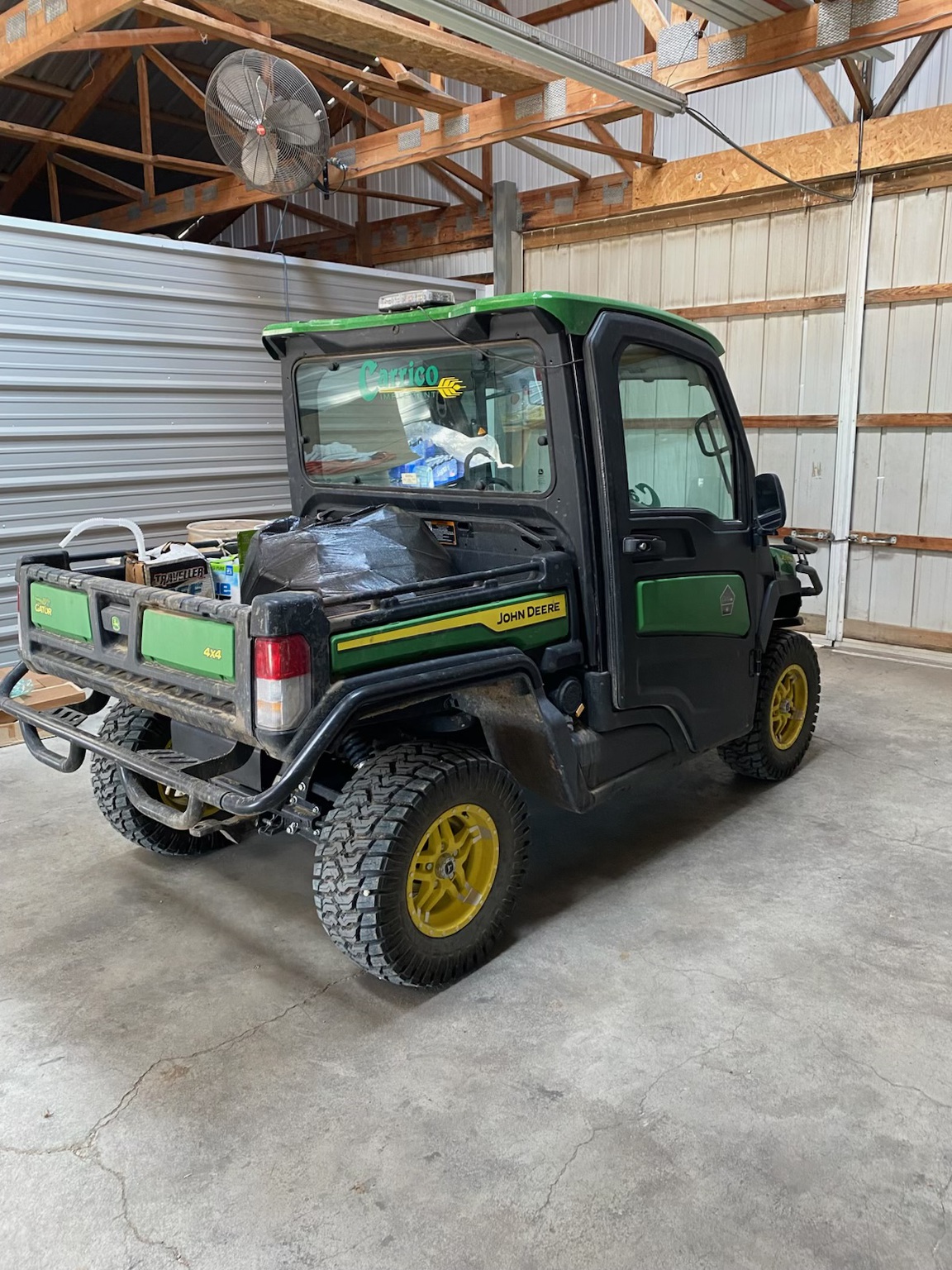 2023 John Deere XUV 835R Image 3