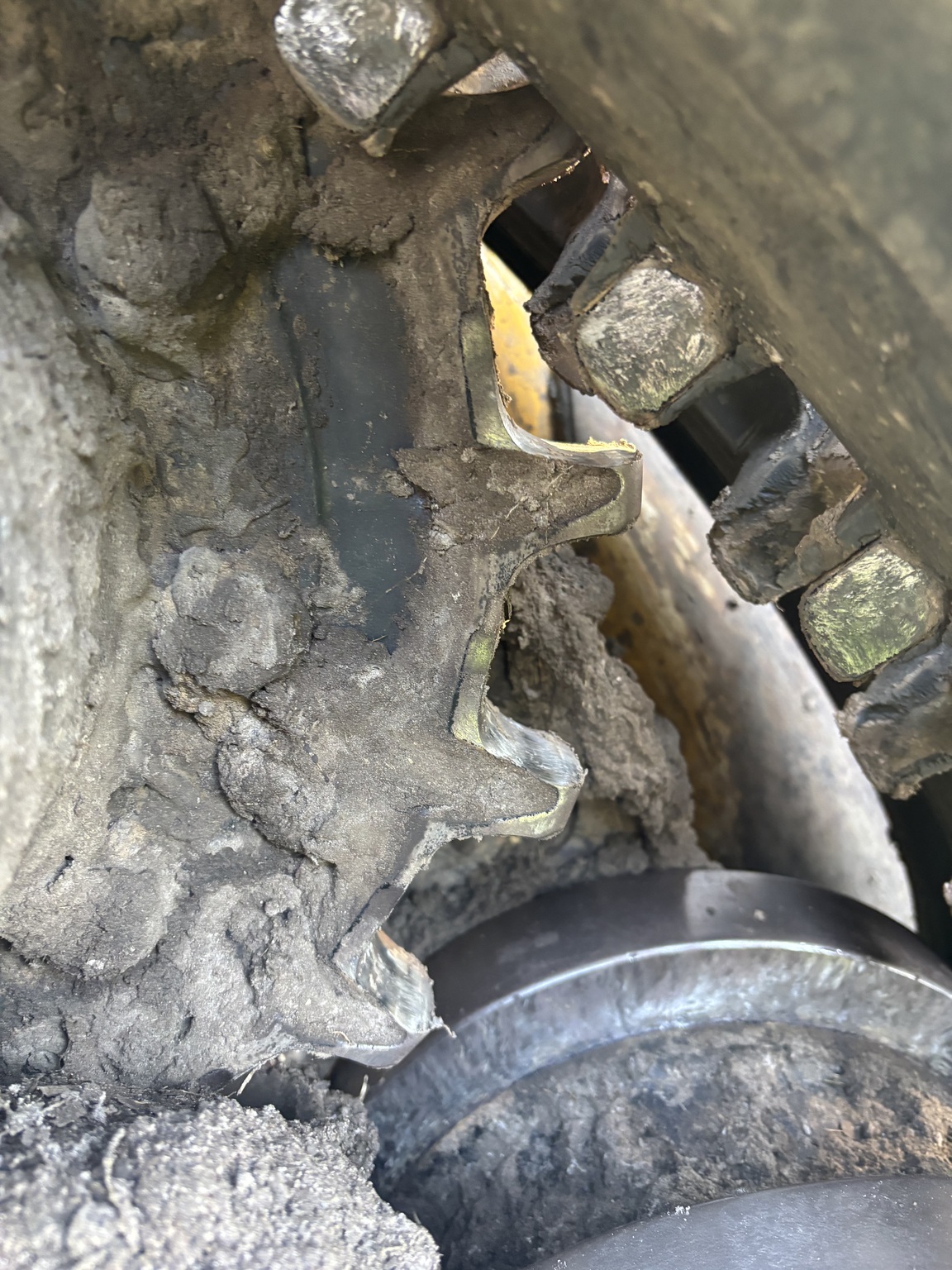 2021 John Deere 333G Image 2