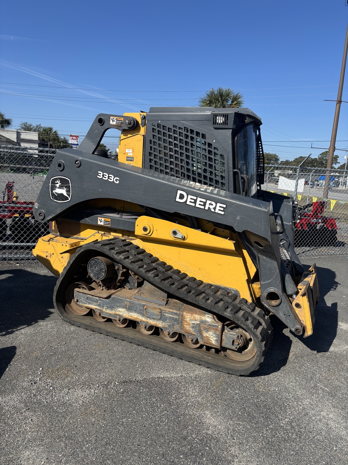 2021 John Deere 333G Image 2