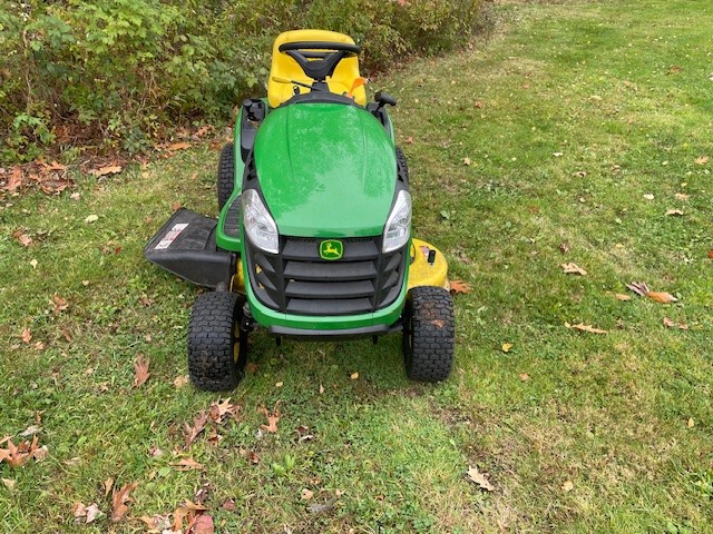 2020 John Deere E120 Image 1