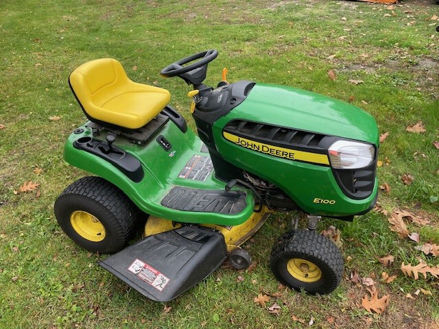 2020 John Deere E120 Image 4