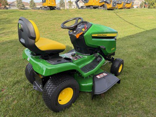 Used 2025 John Deere X330 Lawn & Garden Tractors at Koenig Equipment in Tipp City, OH - PhotoXL2