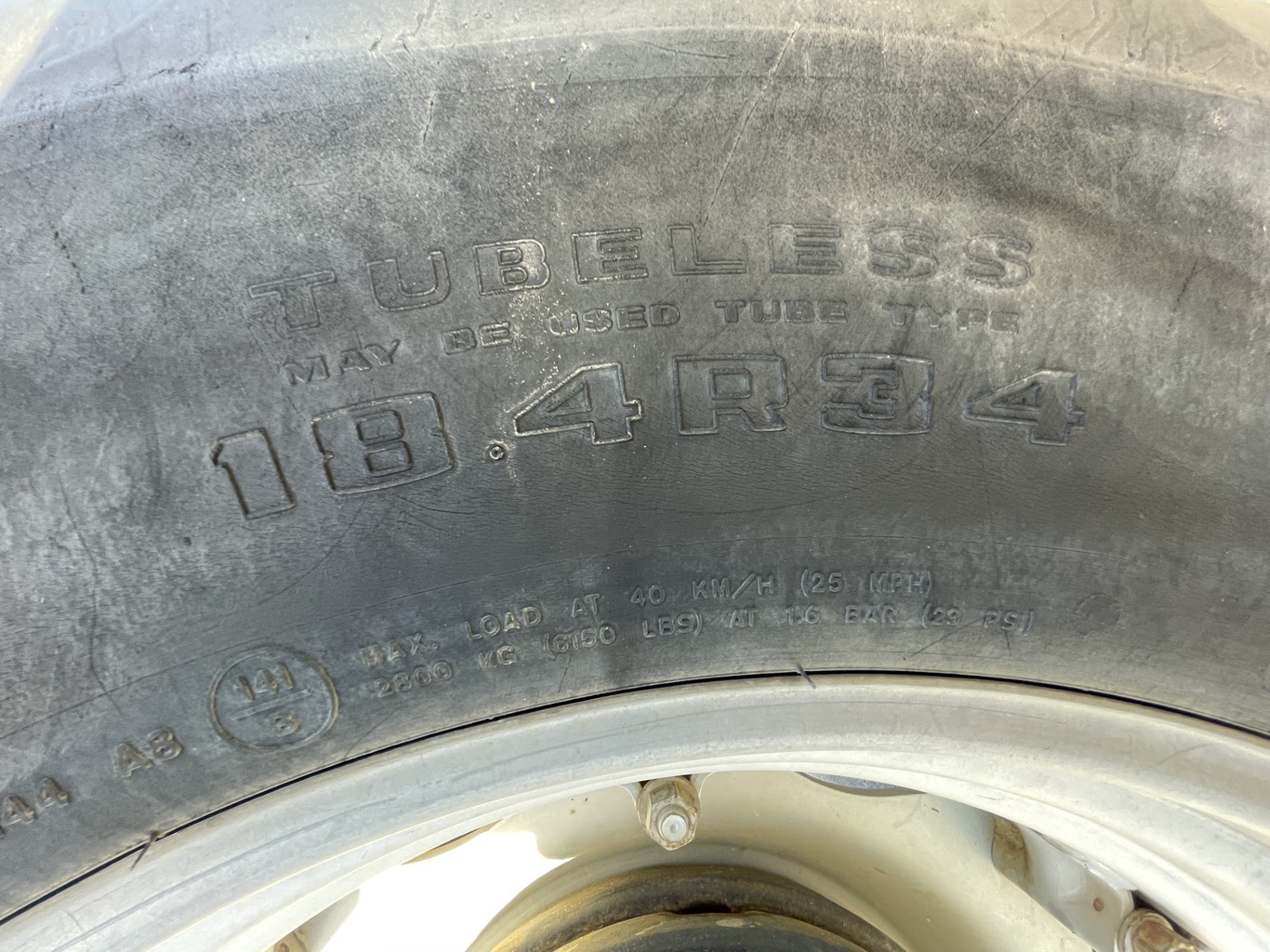 2006 Case IH JX95 Image 9