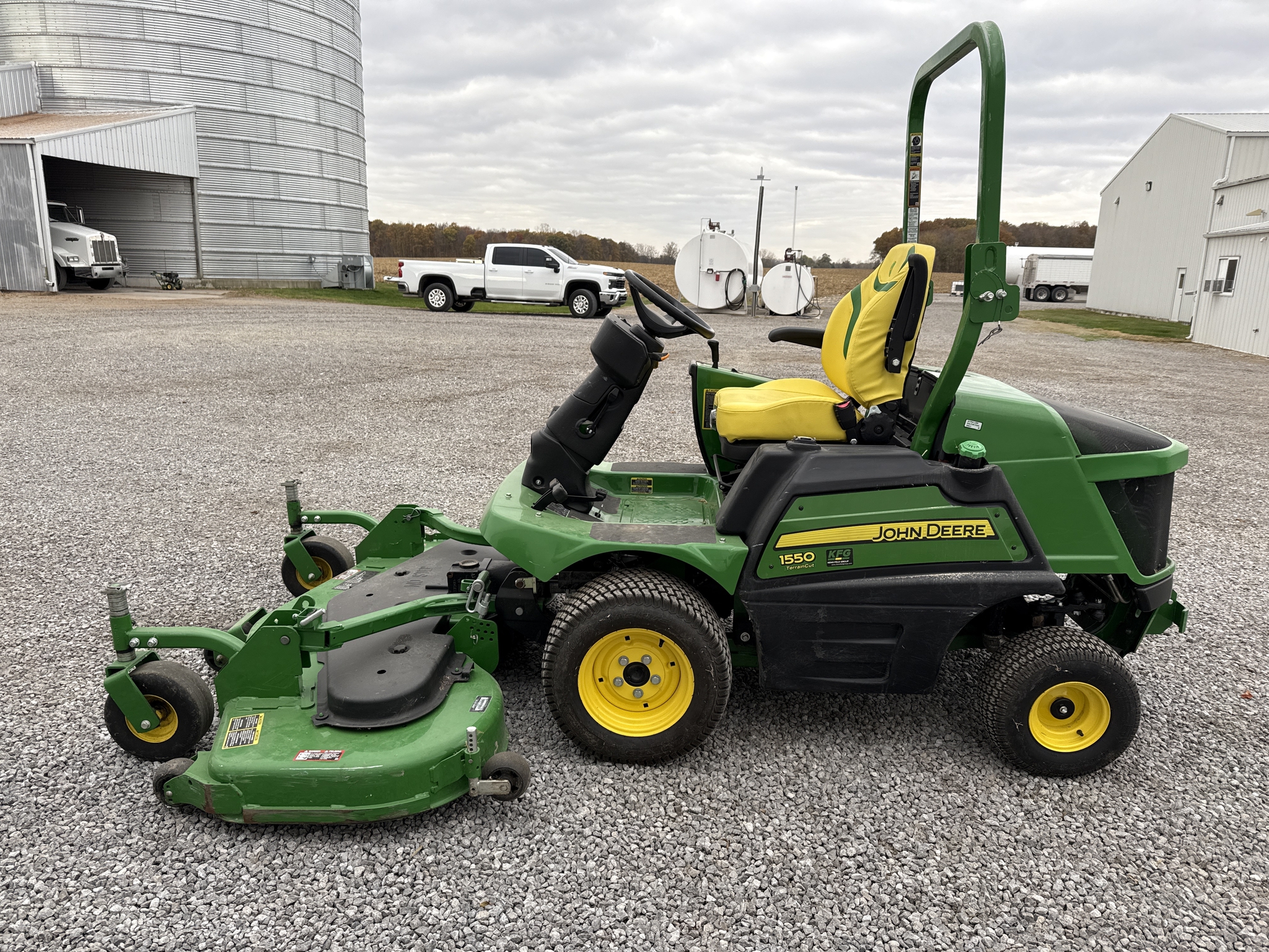 2021 John Deere 1550 Image 2