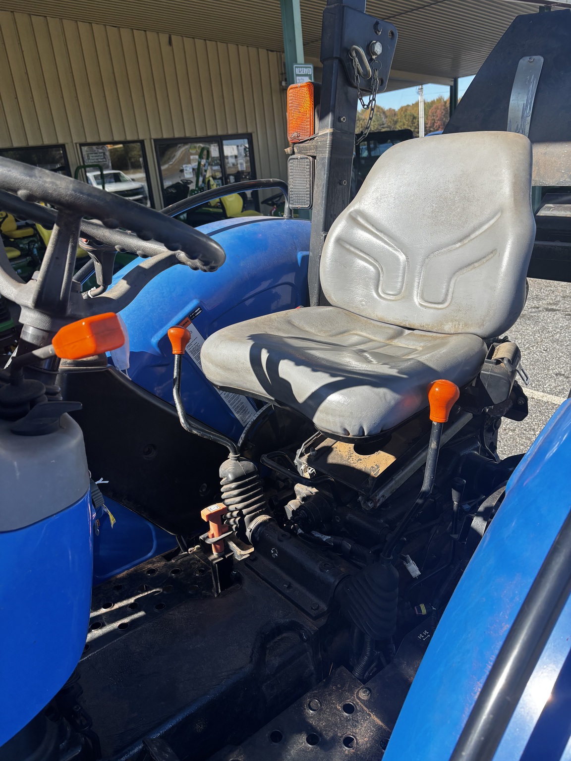 2018 New Holland Workmaster 60 Image 10