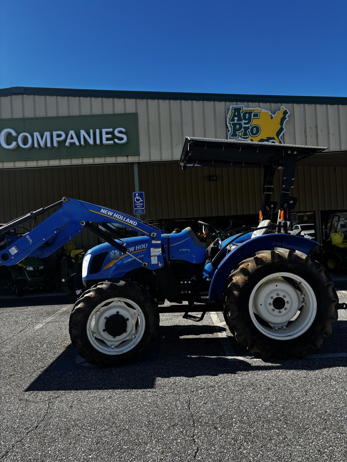 2018 New Holland Workmaster 60 Image 7