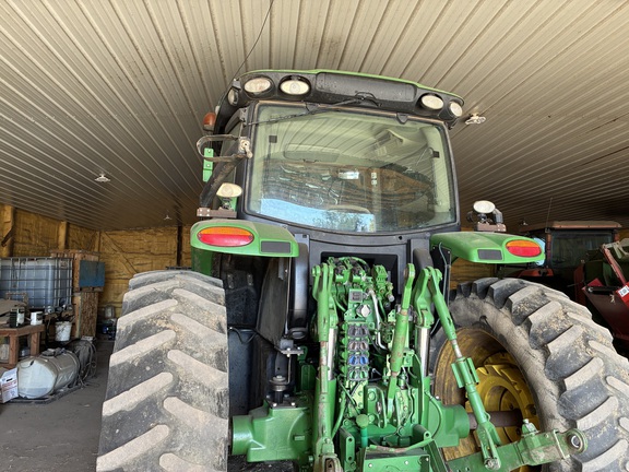 2015 John Deere 6215R (5th thumbnail)