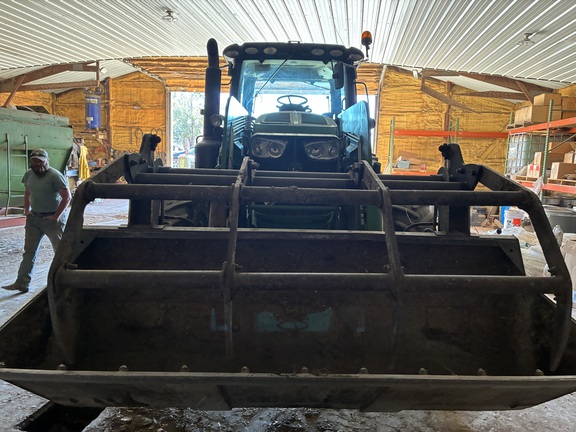2015 John Deere 6215R (9th thumbnail)