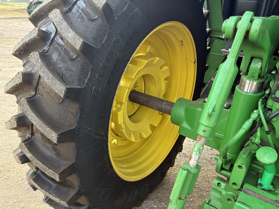 2015 John Deere 6215R (13th thumbnail)
