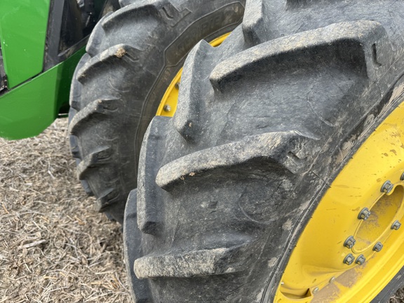 Photo of 2023 John Deere 8R 370