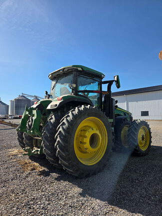 Photo of 2023 John Deere 8R 370