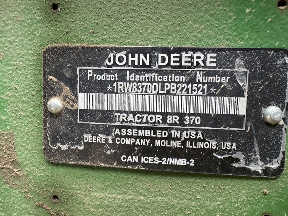 Photo of 2023 John Deere 8R 370