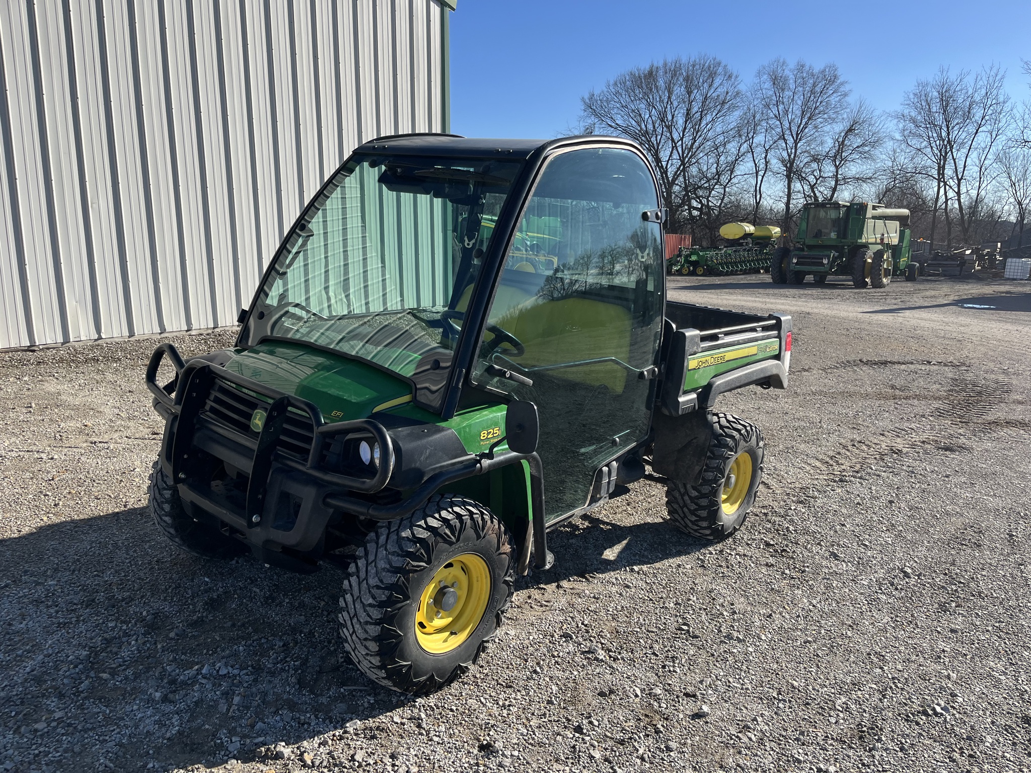  2015 John Deere XUV 825i Power Steering at Heritage Tractor in Atchison, KS