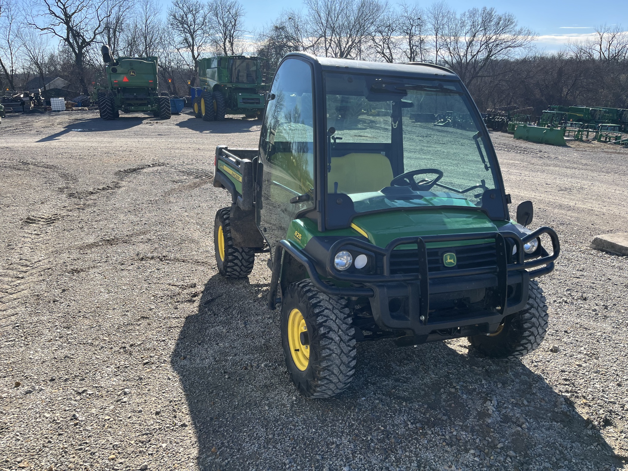  2015 John Deere XUV 825i Power Steering at Heritage Tractor in Atchison, KS