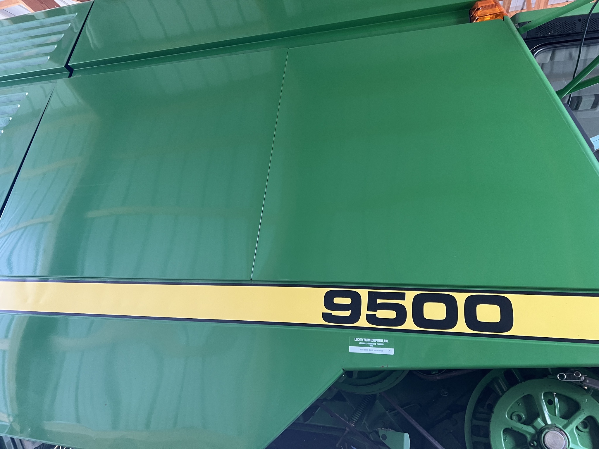 1996 John Deere 9500 Image 9