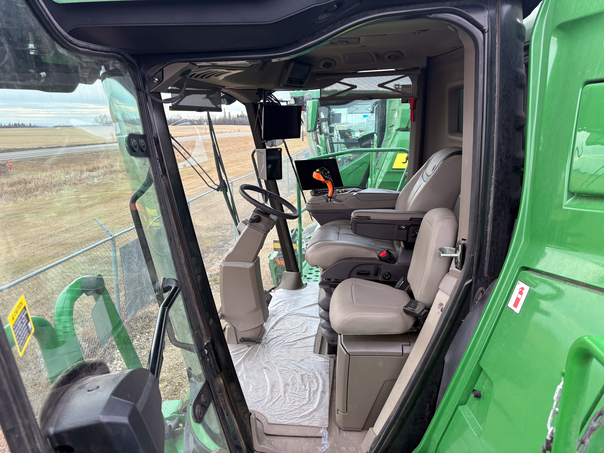 2025 John Deere X9 1100 Image 5