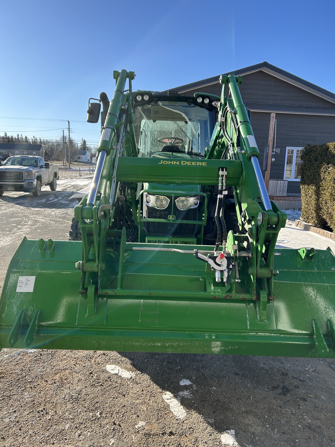 2023 John Deere 6110M Image 4