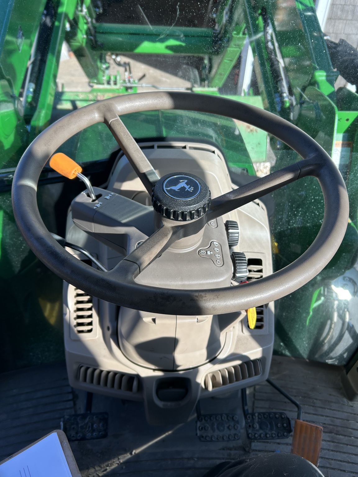 2023 John Deere 6110M Image 33