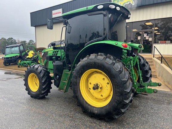 2016 John Deere 6120R-2