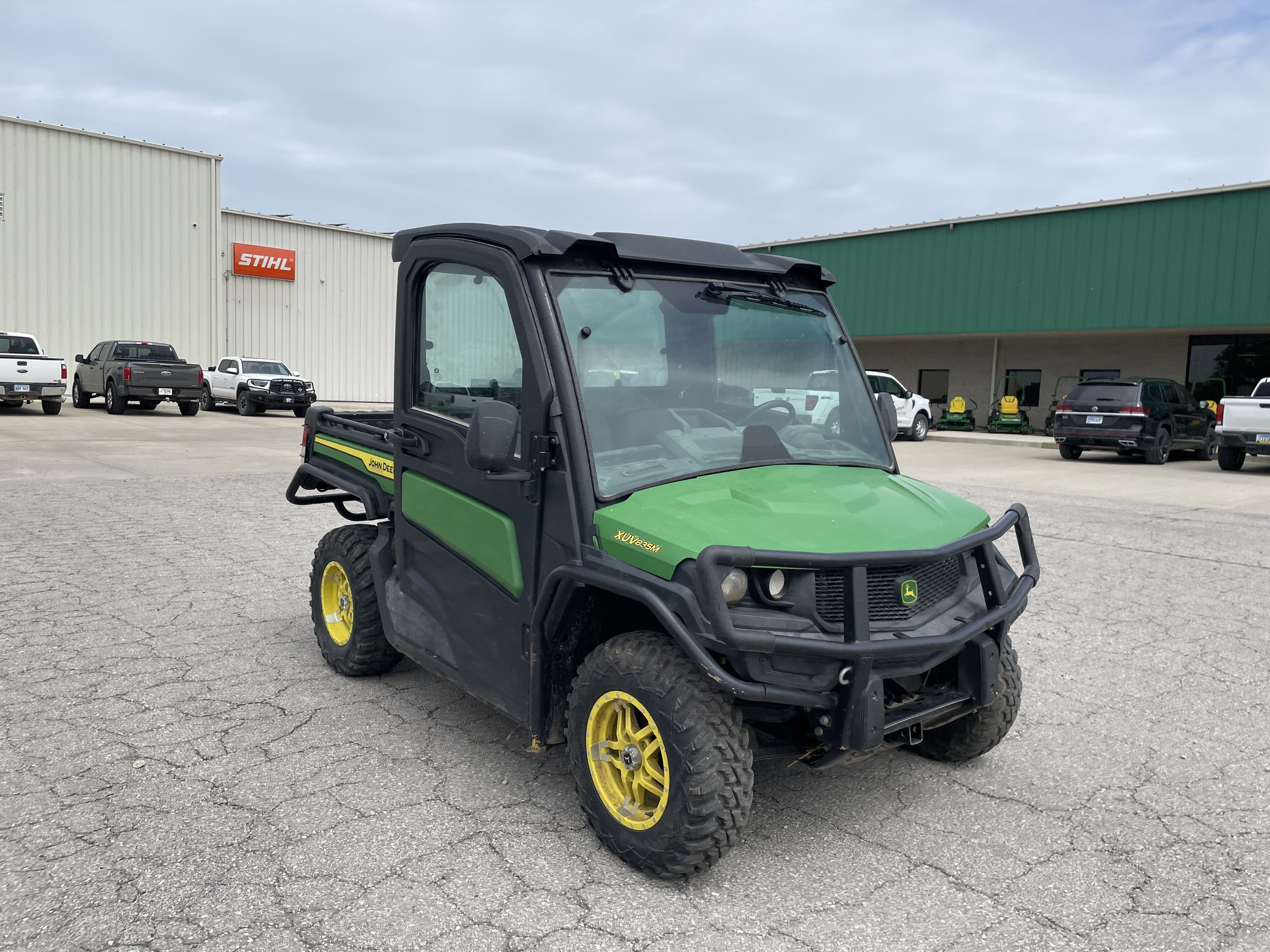 2023 John Deere XUV 835M at Heritage Tractor in Baldwin City, KS