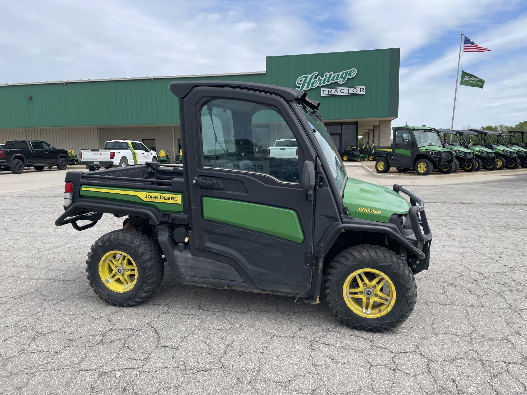  2023 John Deere XUV 835M at Heritage Tractor in Baldwin City, KS