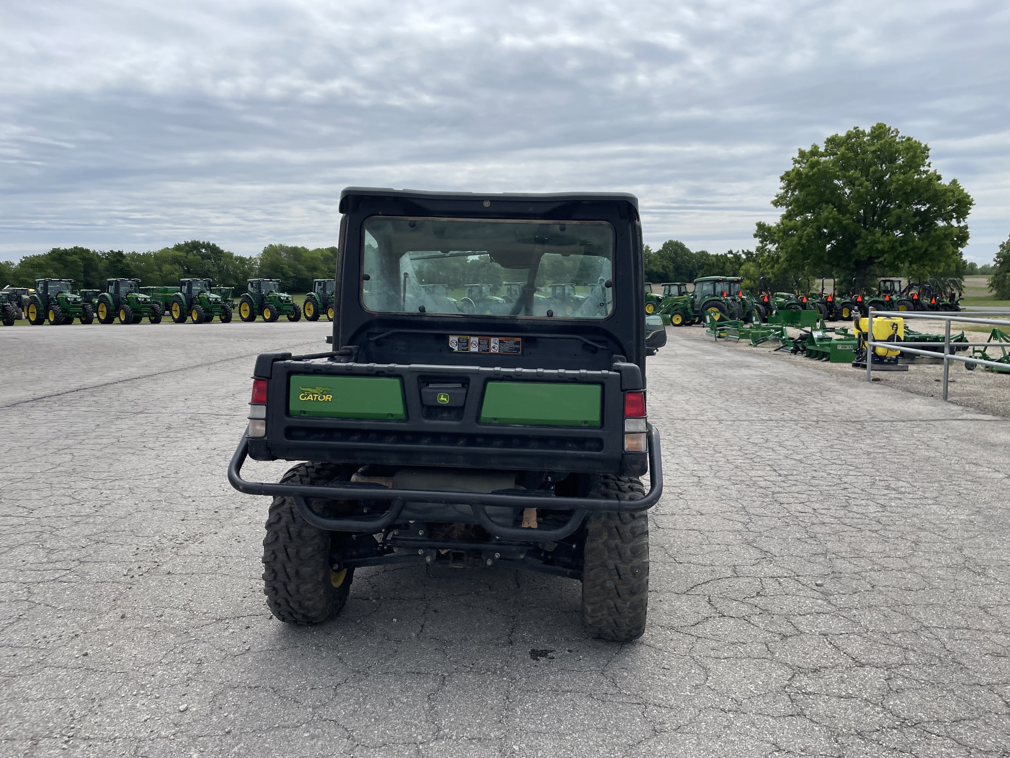 2023 John Deere XUV 835M at Heritage Tractor in Baldwin City, KS