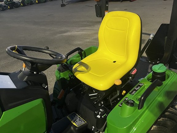2024 John Deere 1023E Photo 4