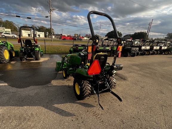2024 John Deere 1023E Photo 5