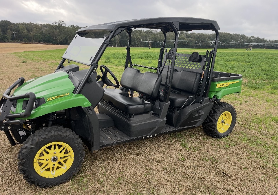 2024 John Deere XUV 590M S4 Image 3