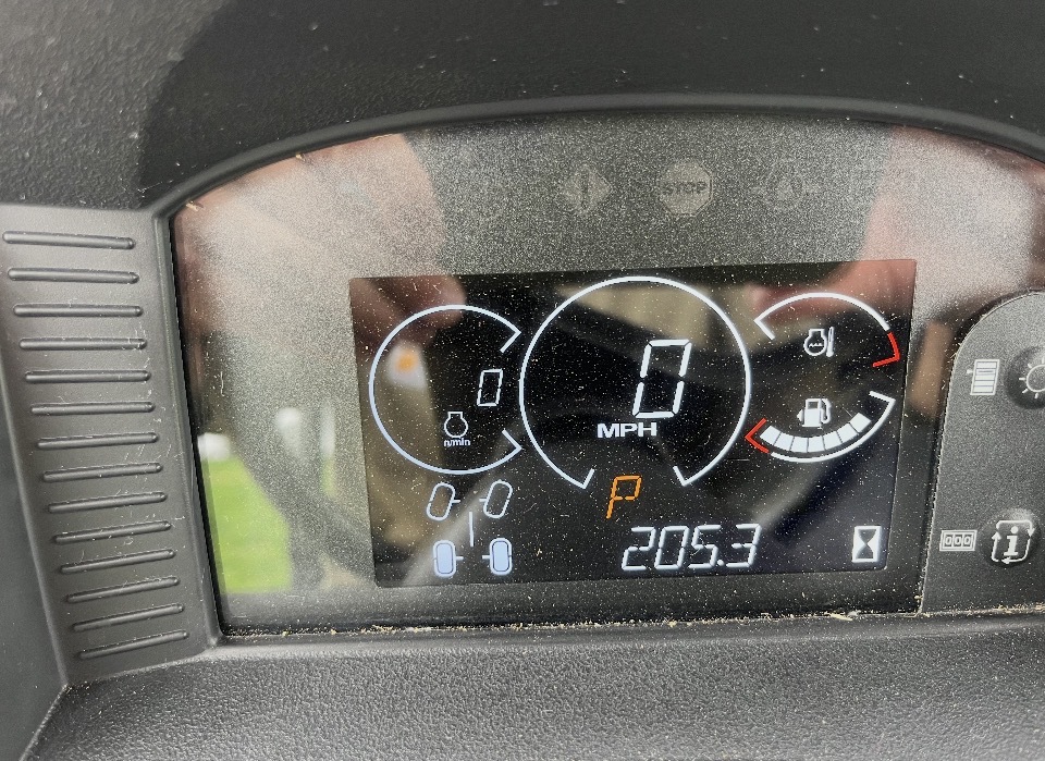 2024 John Deere XUV 590M S4 Image 6