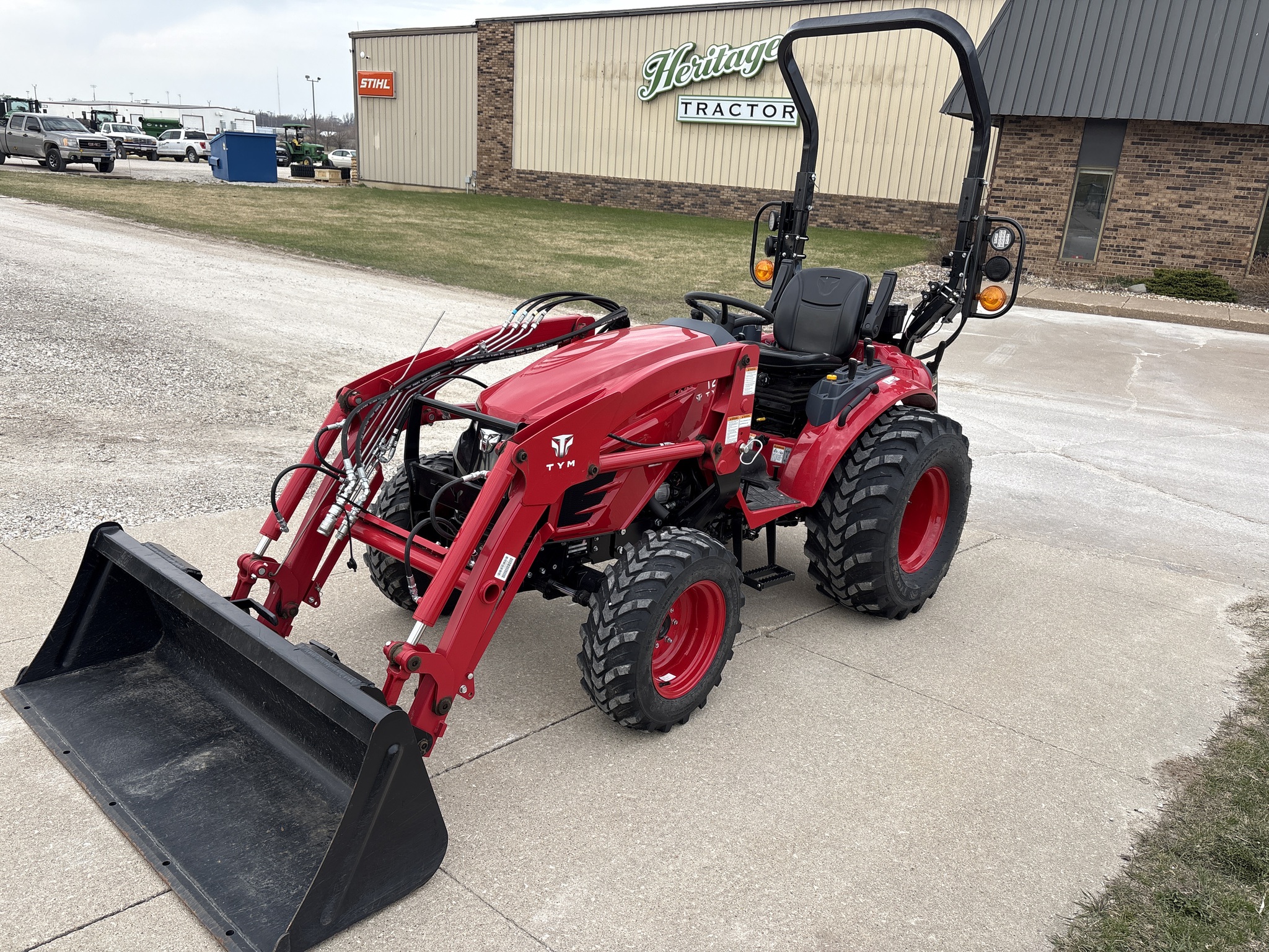  2025 TYM T25 w/TL25 Loader & 4-N-1 Bucket at Heritage Tractor in Geneseo, IL