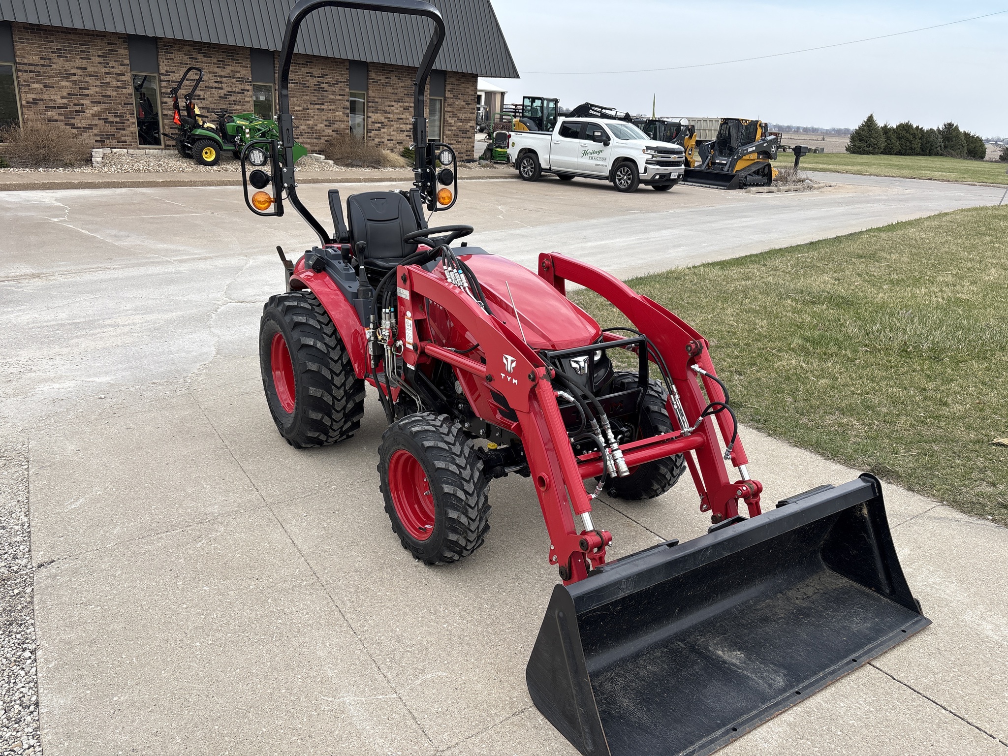  2025 TYM T25 w/TL25 Loader & 4-N-1 Bucket at Heritage Tractor in Geneseo, IL