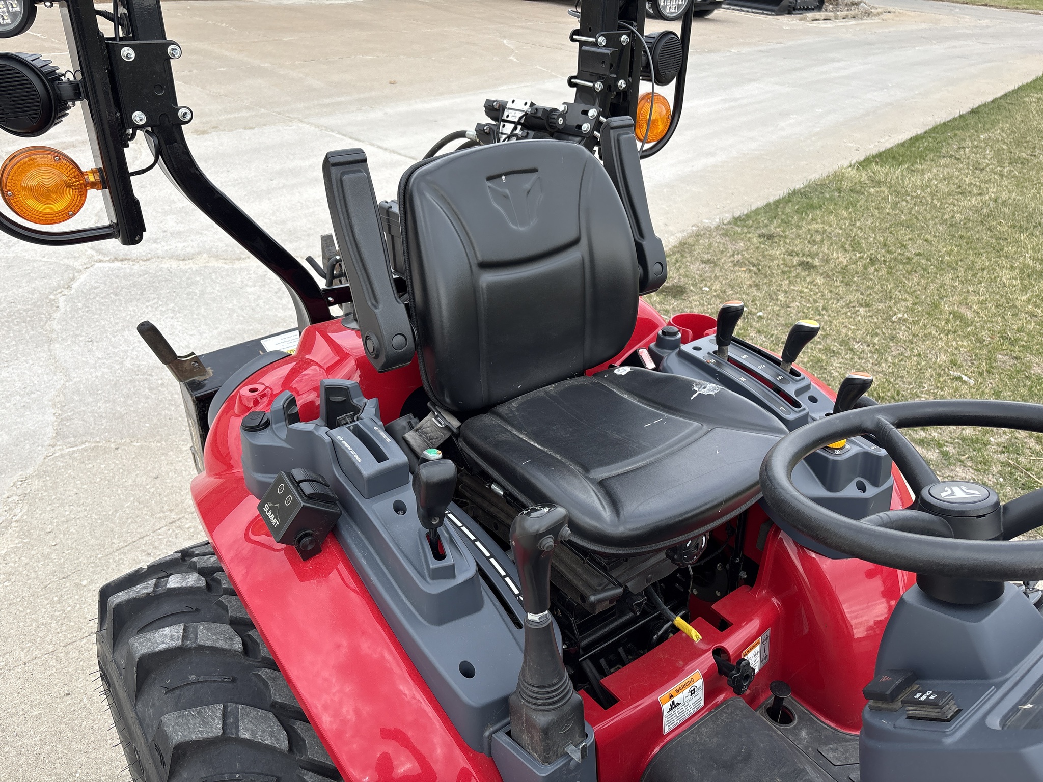  2025 TYM T25 w/TL25 Loader & 4-N-1 Bucket at Heritage Tractor in Geneseo, IL