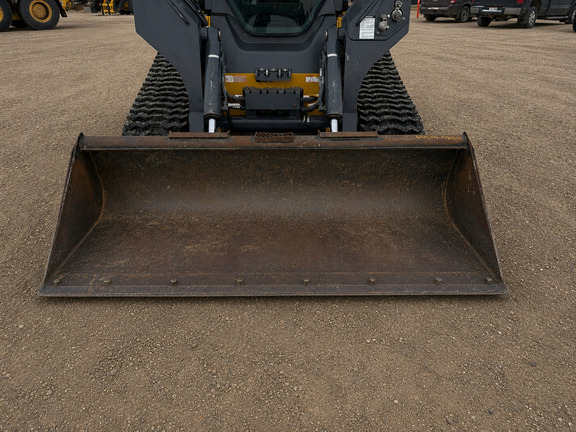 2021 John Deere 333G