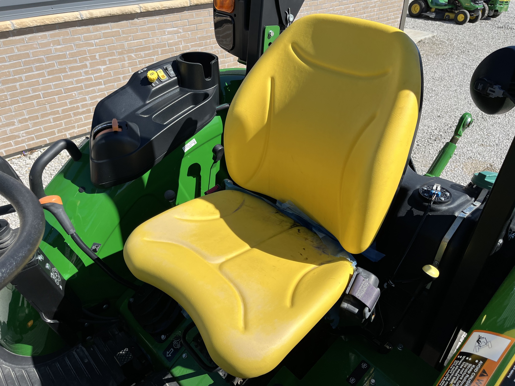  2024 John Deere 5075E at Heritage Tractor in Smithville, MO