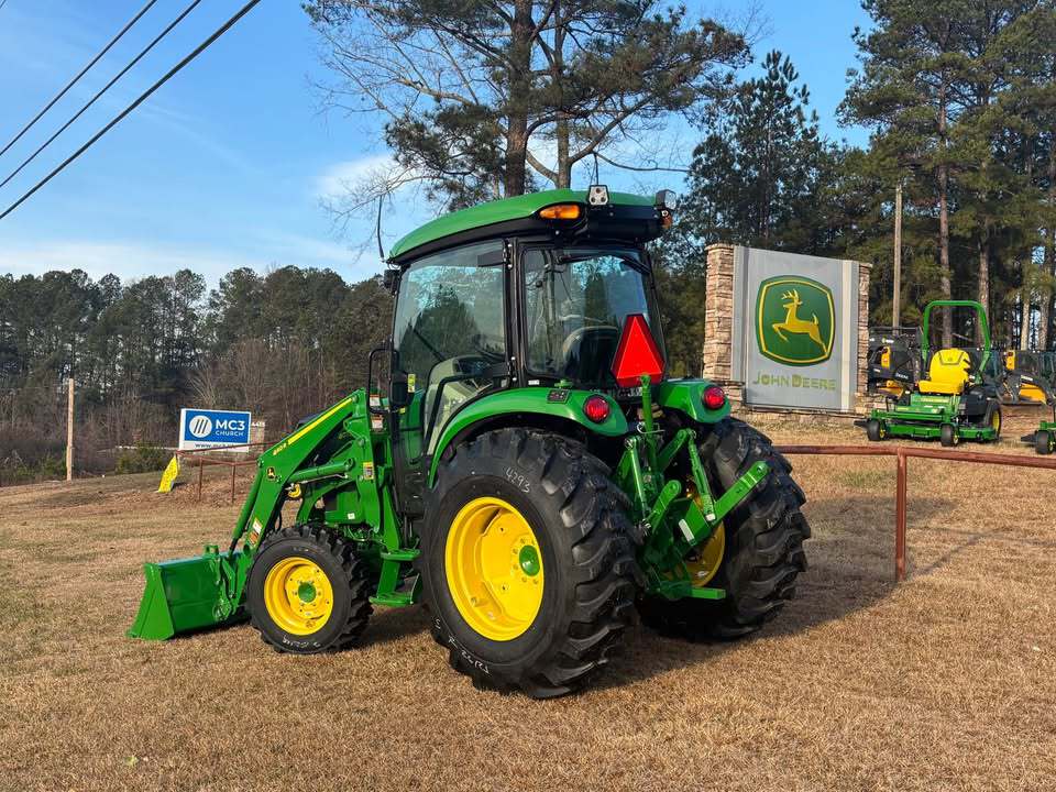 2026 John Deere 4075R Image 4