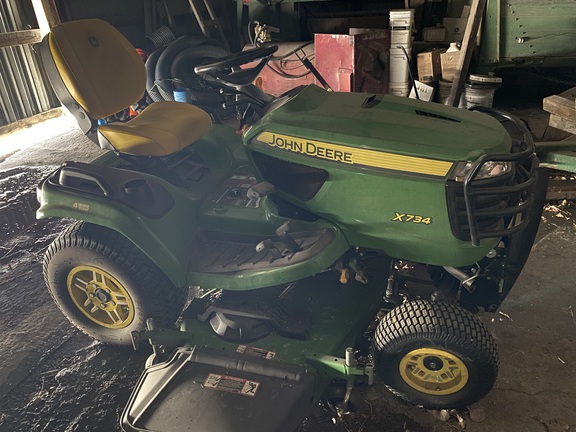  John Deere X734