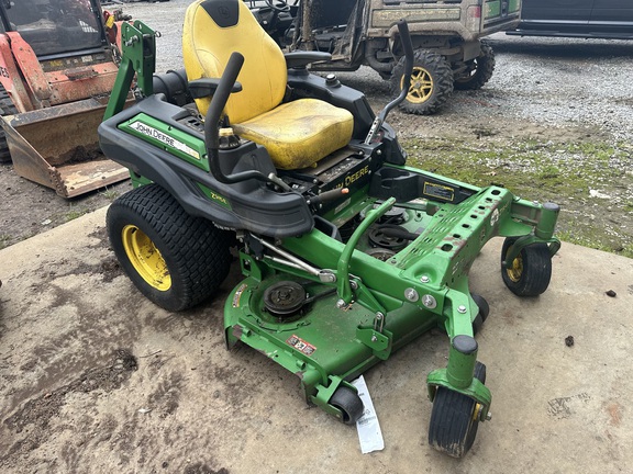  John Deere Z915E Photo 1