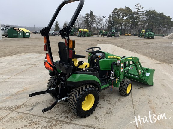 Photo of 2025 John Deere 1025R
