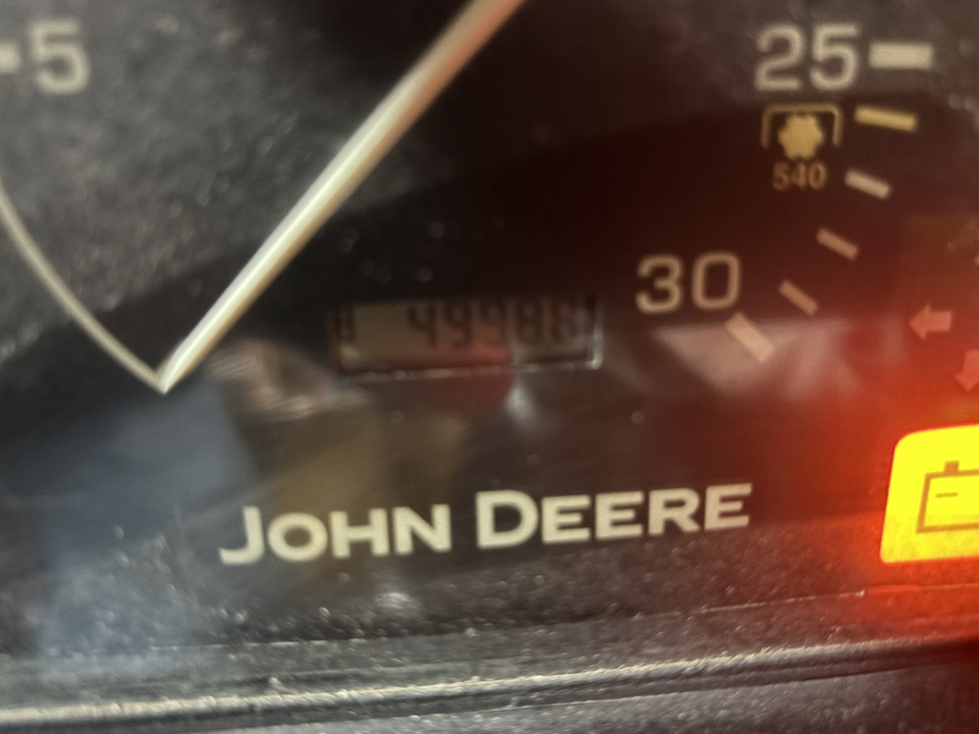2005 John Deere 110TLB Image 9