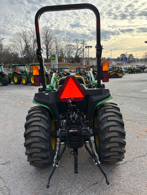 2025 John Deere 3025E Image 2