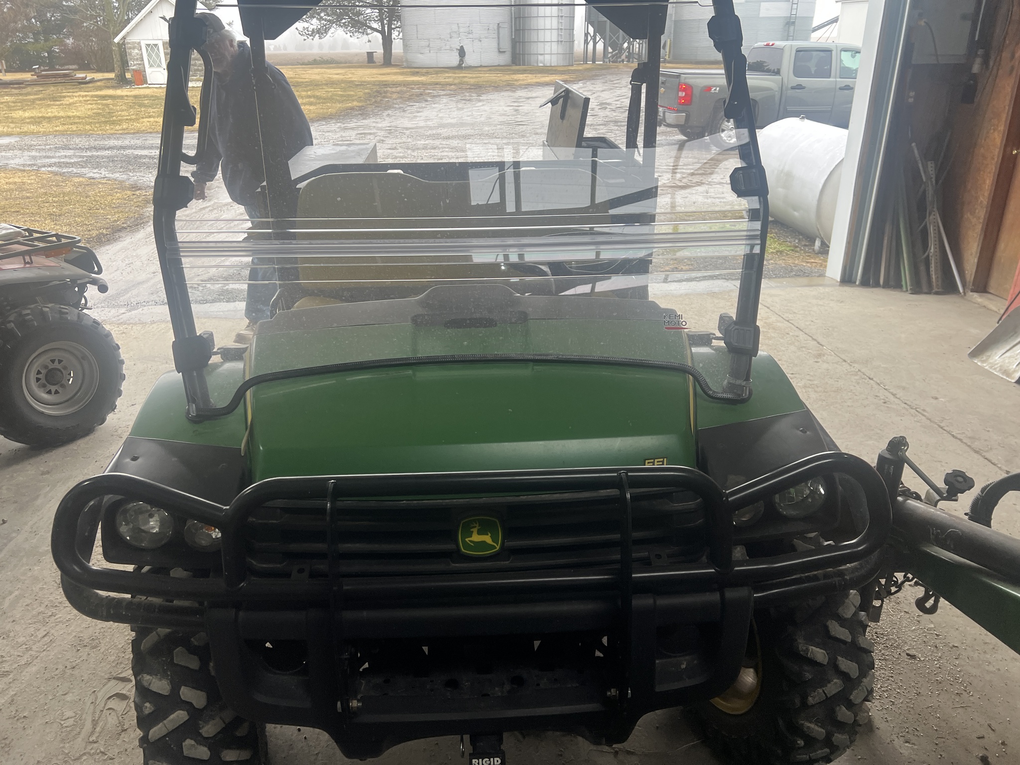 2015 John Deere XUV 825i Image 1